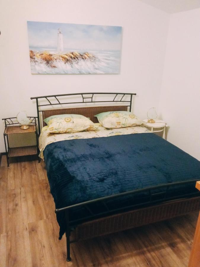 Holiday Home - Pavenka Donje Selo na Šolti Buitenkant foto