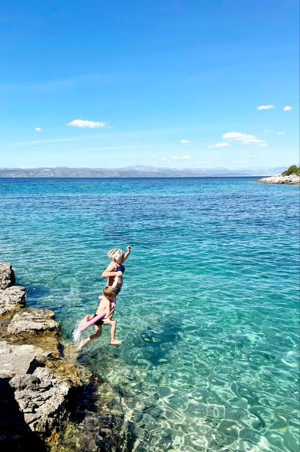 Holiday Home - Pavenka Donje Selo na Šolti Buitenkant foto
